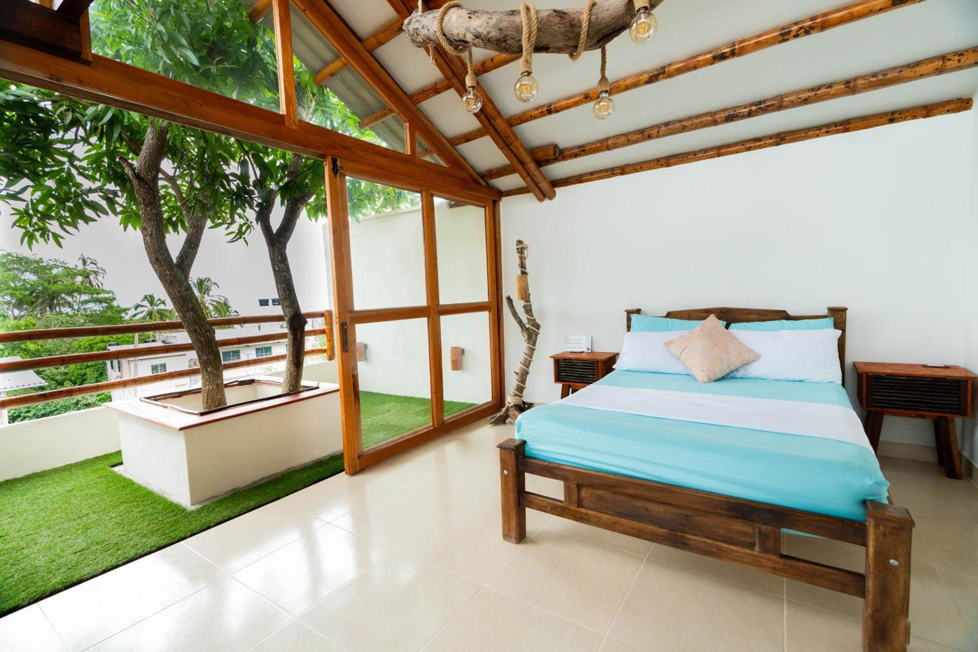 Tayrona Juanchos House Hostel Los Naranjos Exterior photo