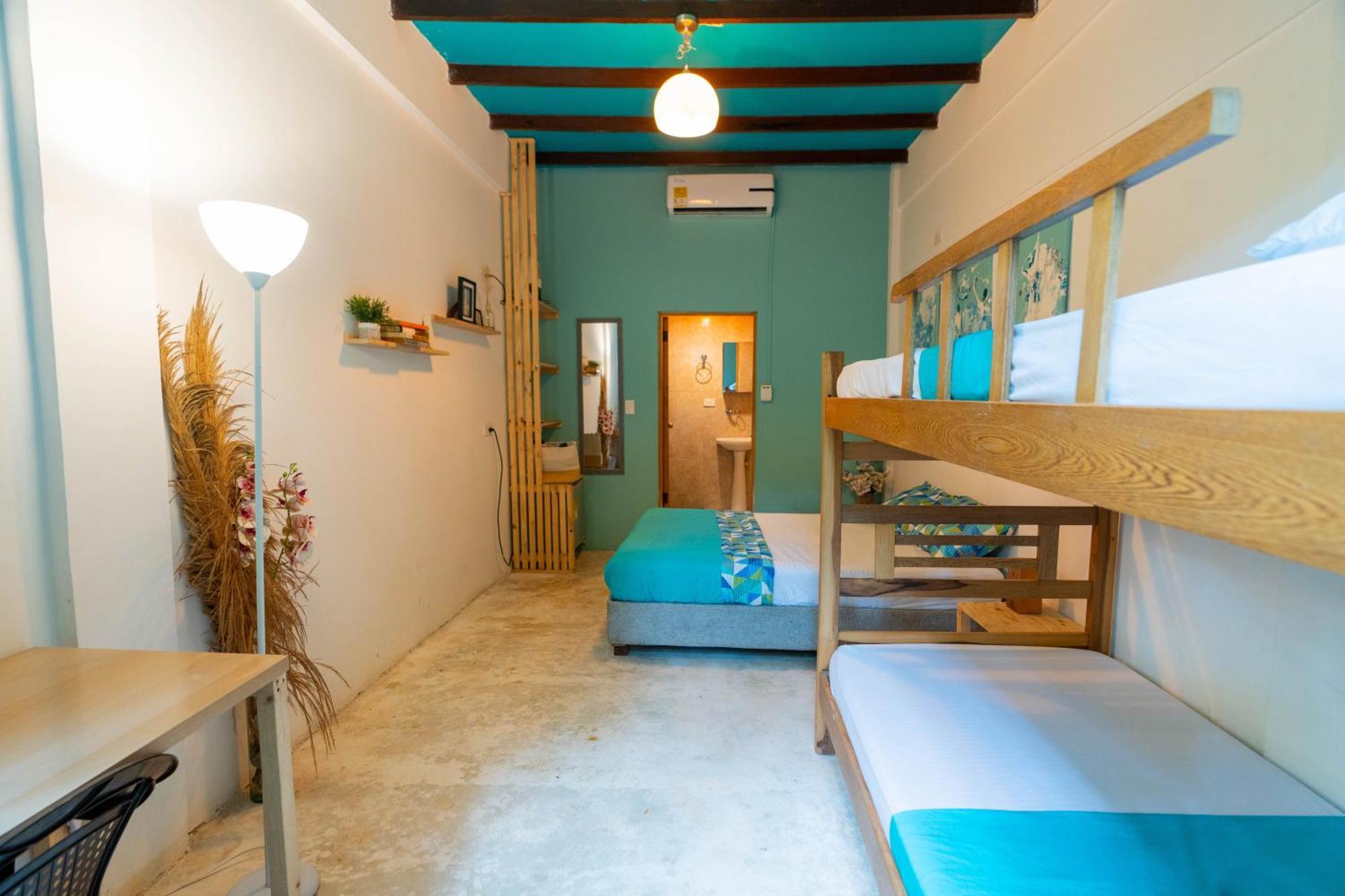 Tayrona Juanchos House Hostel Los Naranjos Exterior photo